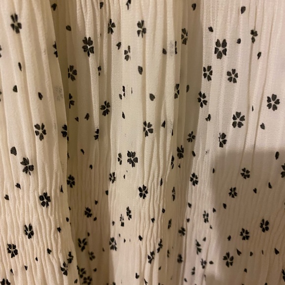 Beautiful showpi skirt - Picture 2 of 5